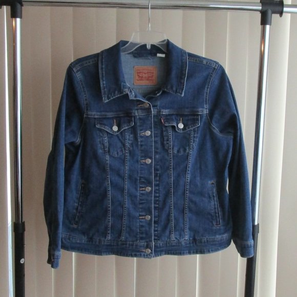 Levi's Denim Truckers Jacket - blue denim plus size